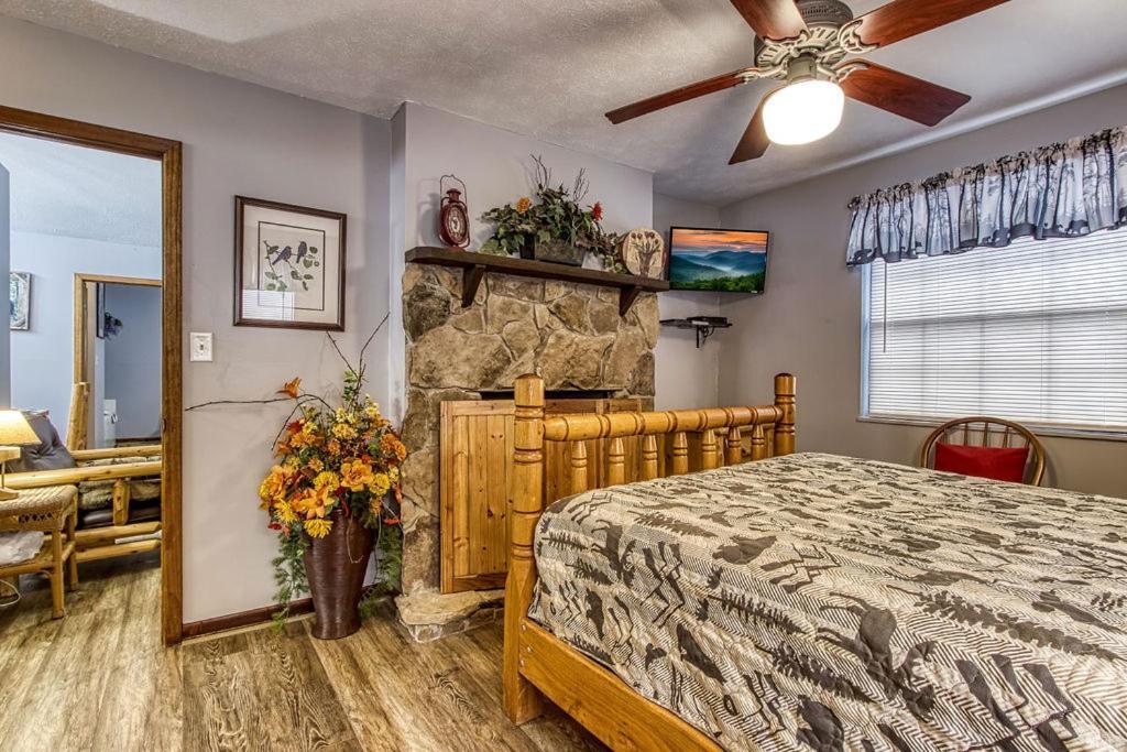 Adalynn'S Mountain Retreat-Hot Tub, 1089 Of Free Tickets For Each Paid Day, Dollywood And More! Pigeon Forge Ngoại thất bức ảnh